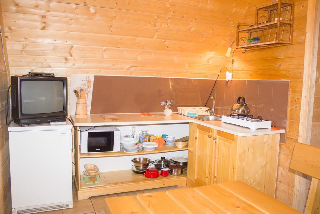 Hacjenda - Apartamenty I Pokoje Goscinne Czarna Góra Exteriér fotografie
