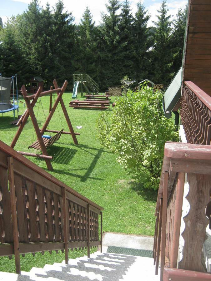 Hacjenda - Apartamenty I Pokoje Goscinne Czarna Góra Exteriér fotografie